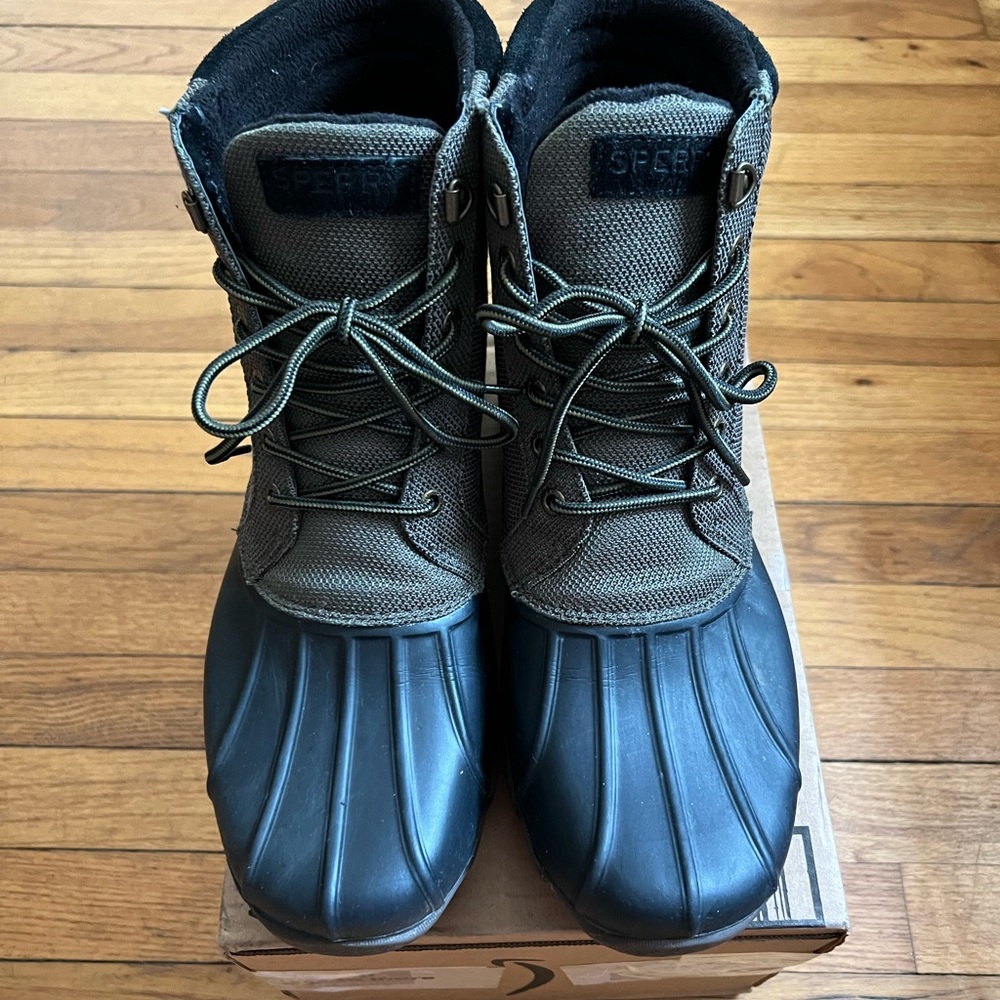 Sperry Top Sider Duck Boots. Size 11. Olive.